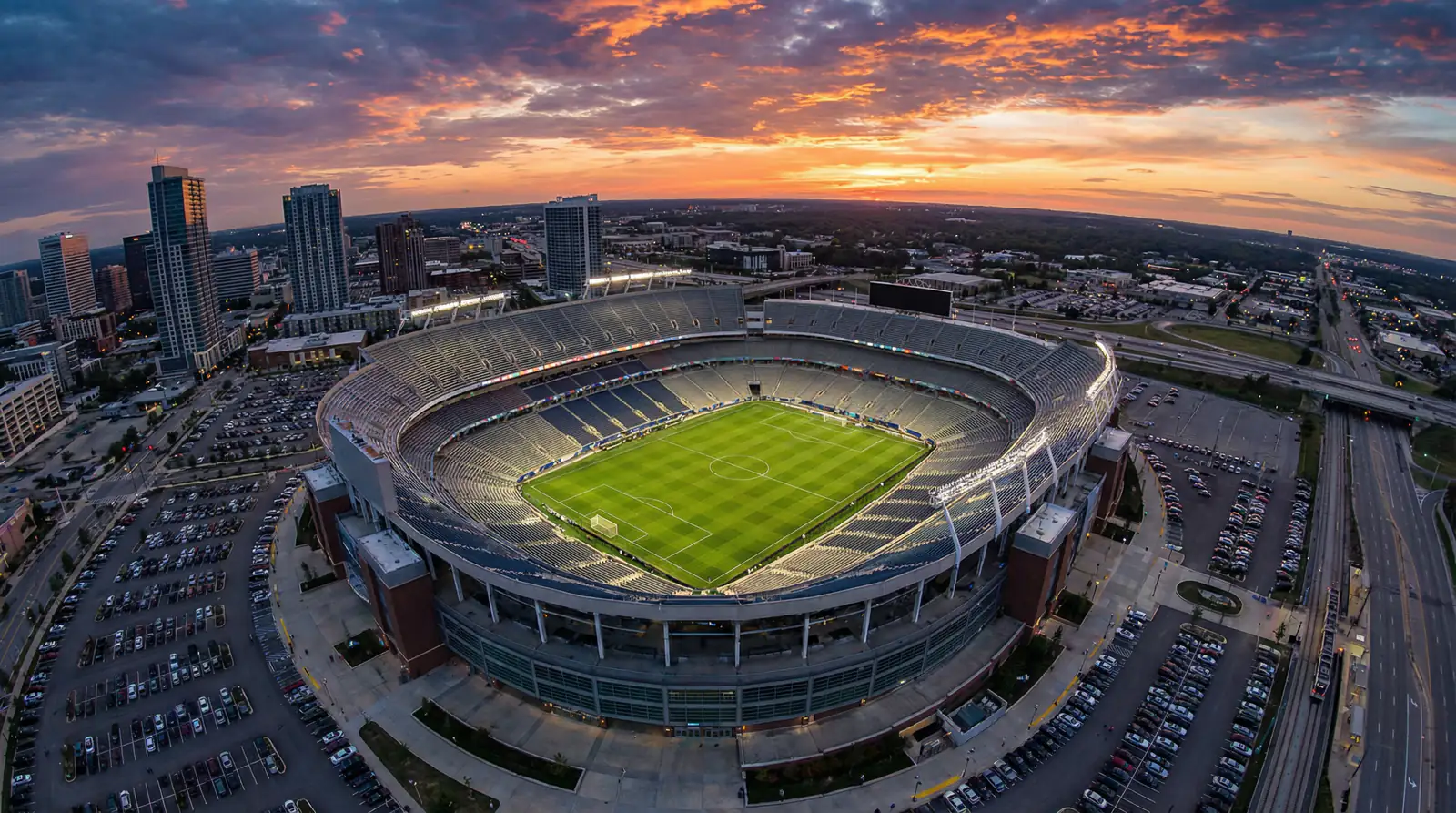 WM 2026 Stadien Iwwersiicht mat Kaart vun den 16 Arenen an den USA Mexiko Kanada